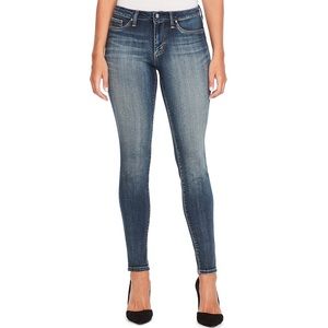 JESSICA SIMPSON - Women’s Kiss Me Skinny Jeans